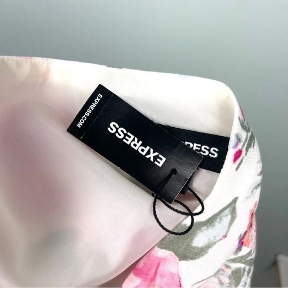 Express High Waisted Floral Asymmetrical Ruffle Mini Skirt - Picture 9 of 9